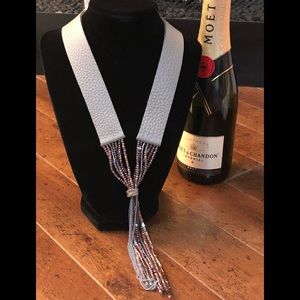 Fashion neckless